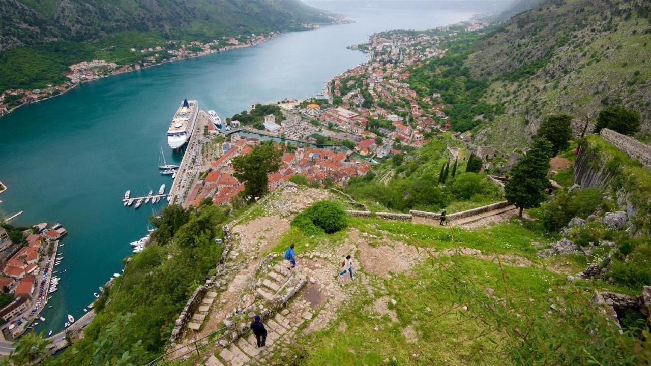 Novi Svet Apartment Kotor Exterior photo