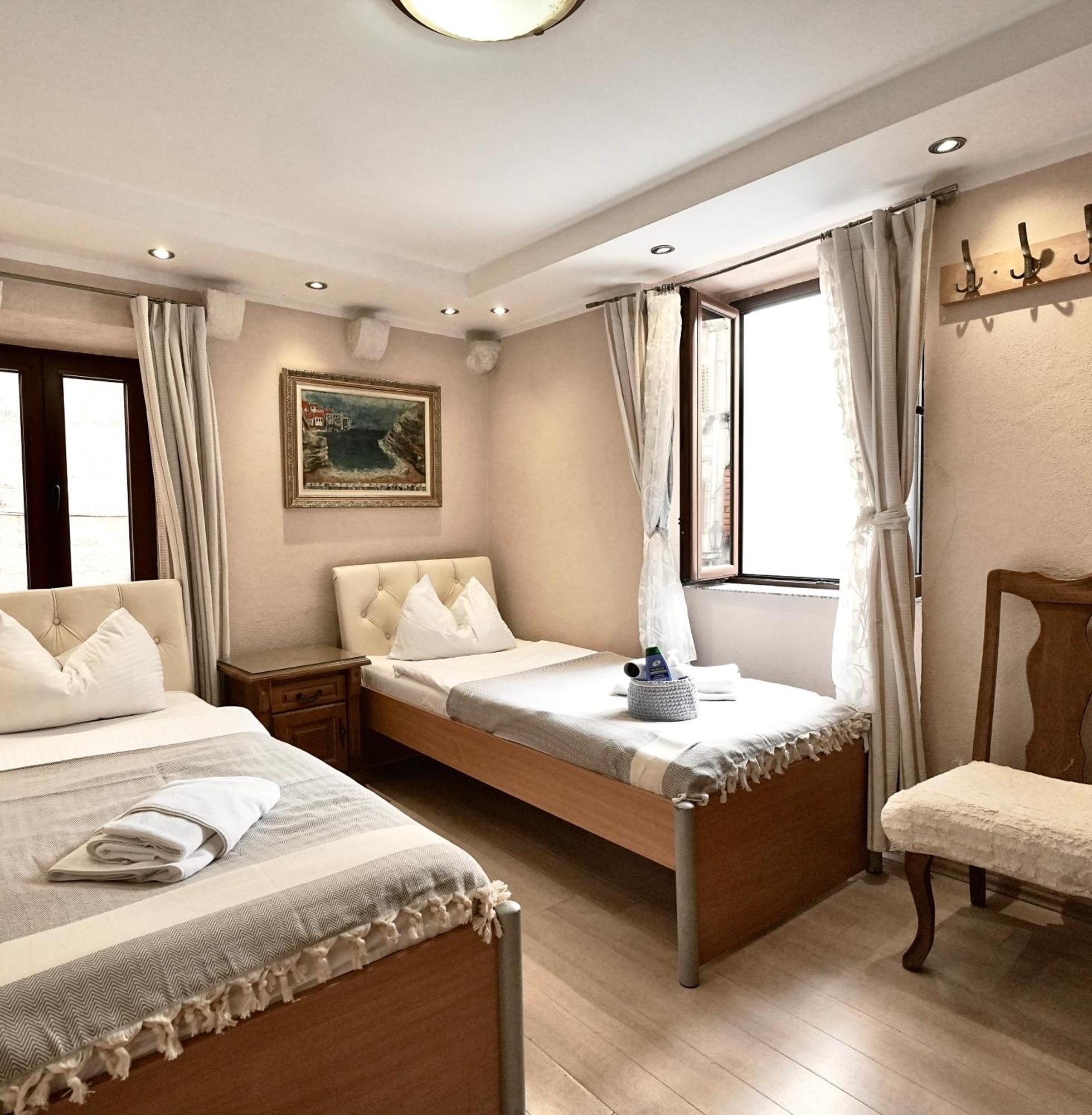 Novi Svet Apartment Kotor Exterior photo
