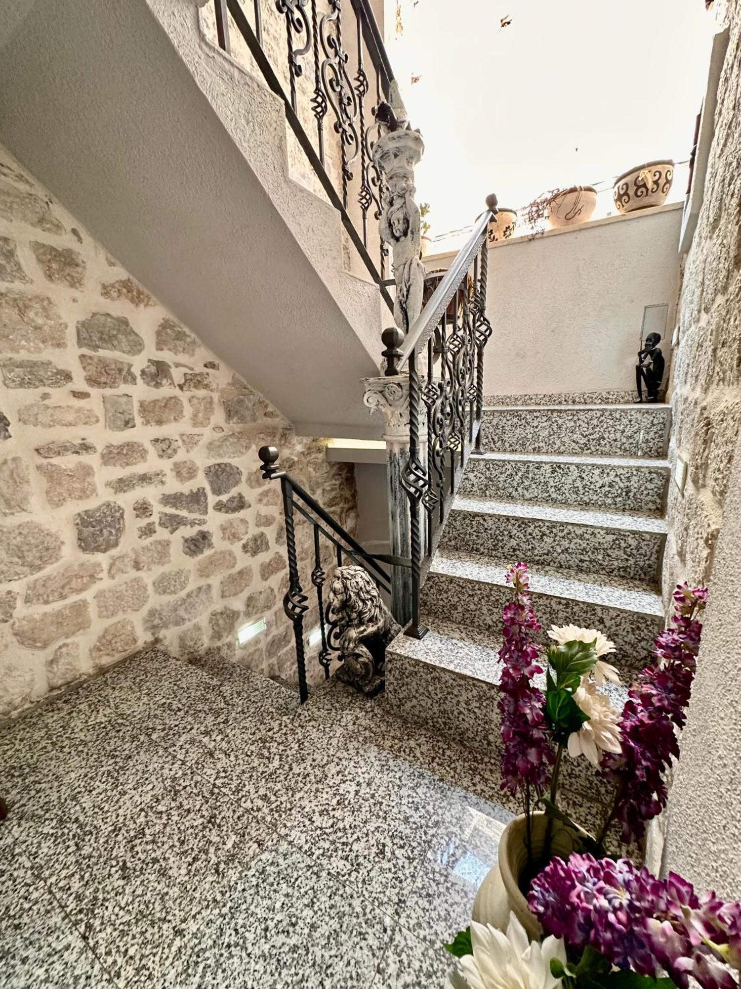 Novi Svet Apartment Kotor Exterior photo