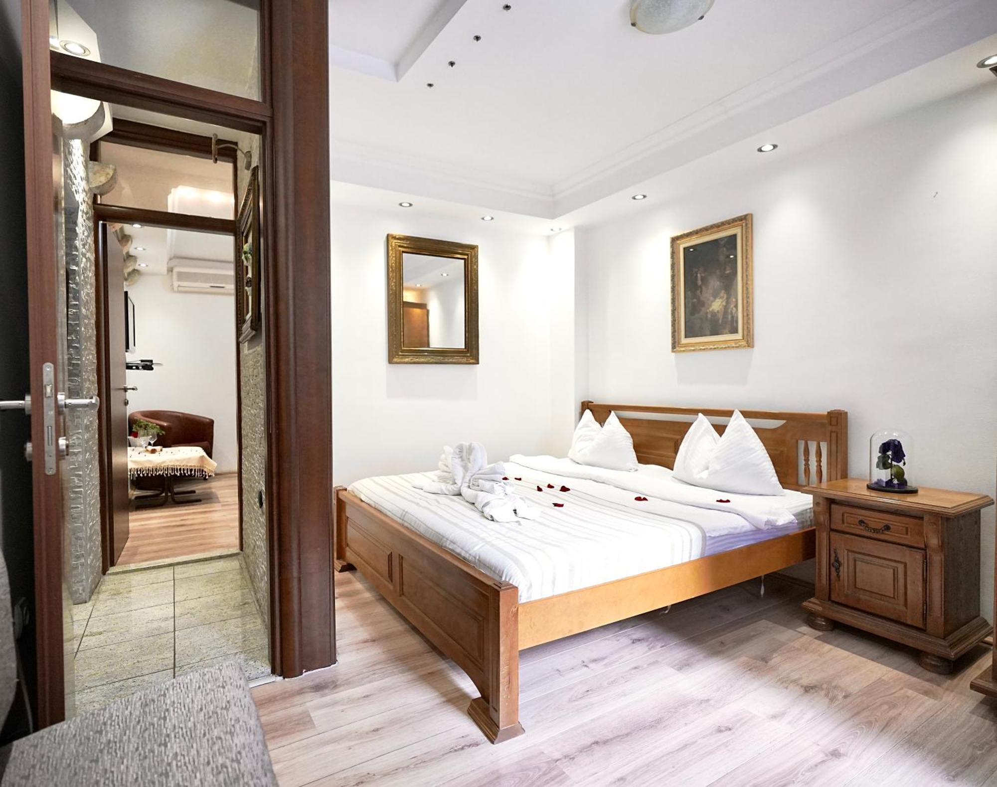 Novi Svet Apartment Kotor Exterior photo